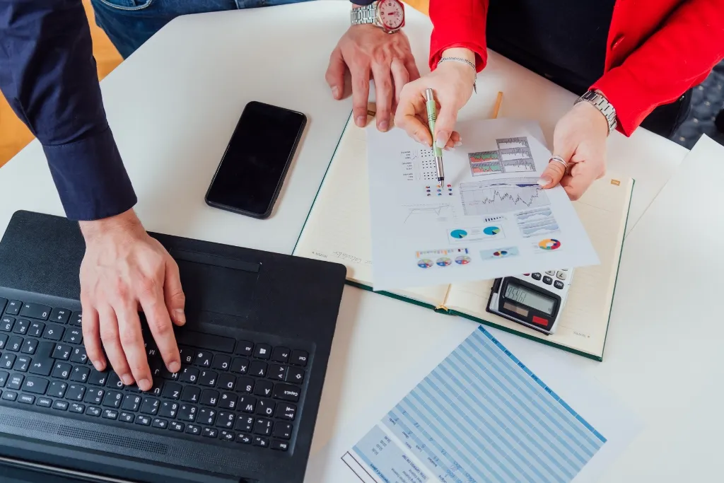 Bistand ved bokettersyn